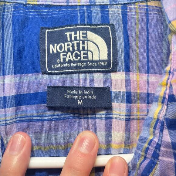 The North Face Women’s Plaid M Button-Up Shirt Blue / Purple Lightweight Cotton - Picture 4 of 9